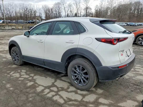 3MVDMBAM3PM585620 2023 MAZDA CX-30 - Image 2