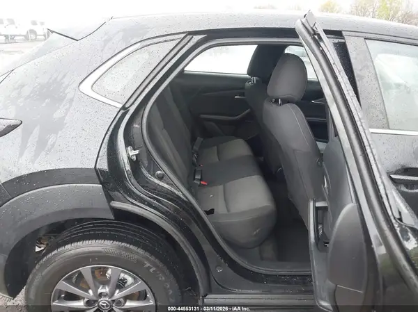 3MVDMBAM3RM645432 2024 MAZDA CX-30 - Image 8