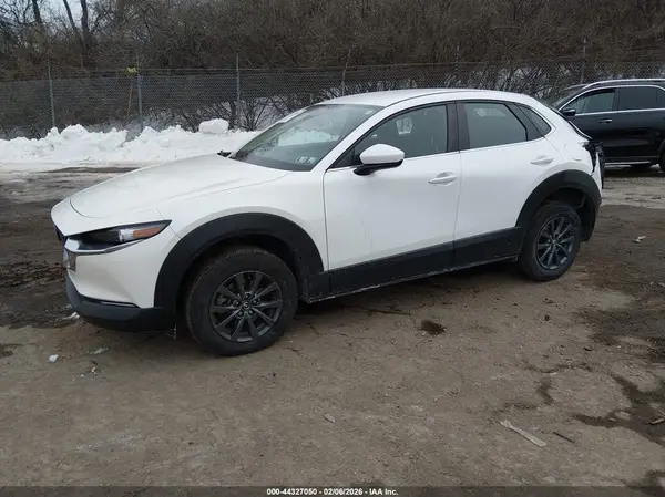 3MVDMBAM4PM566140 2023 MAZDA CX-30 - Image 2