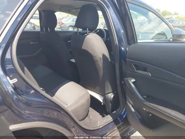 3MVDMBAM4RM671828 2024 MAZDA CX-30 - Image 8