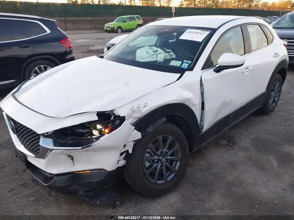 3MVDMBAM4SM783048 2025 MAZDA CX-30 - Image 2