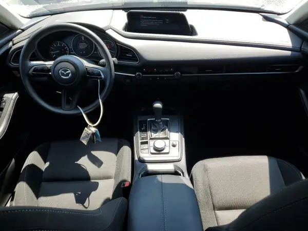 3MVDMBAM5SM752956 2025 MAZDA CX-30 - Image 8