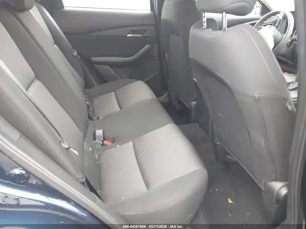 3MVDMBAM5SM759695 2025 MAZDA CX-30 - Image 8