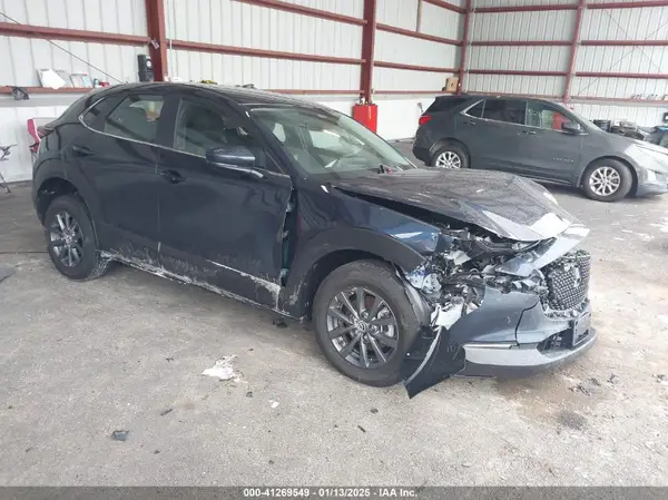 3MVDMBAM5SM762984 2025 MAZDA CX-30 - Image 1
