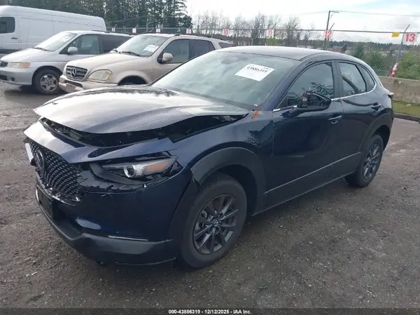 3MVDMBAM5SM794673 2025 MAZDA CX-30 - Image 2