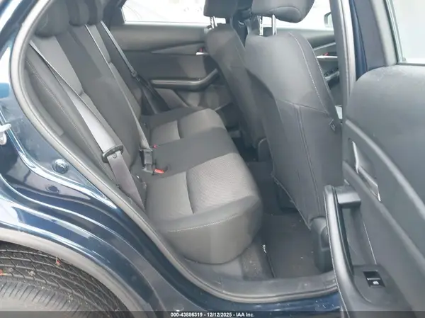 3MVDMBAM5SM794673 2025 MAZDA CX-30 - Image 8