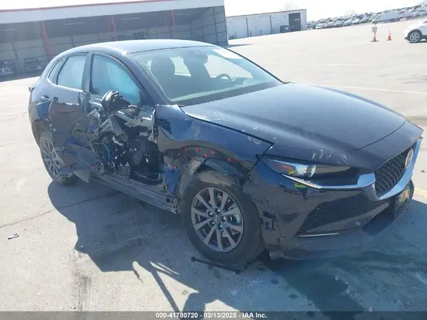 3MVDMBAM6PM579780 2023 MAZDA CX-30 - Image 1