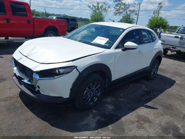 3MVDMBAM6RM615440 2024 MAZDA CX-30 - Image 2