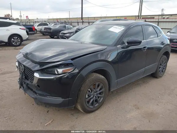 3MVDMBAM6RM628138 2024 MAZDA CX-30 - Image 2