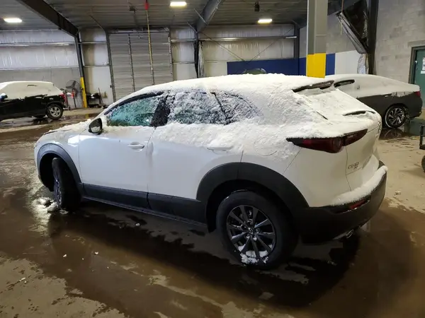 3MVDMBAM6RM697895 2024 MAZDA CX-30 - Image 2