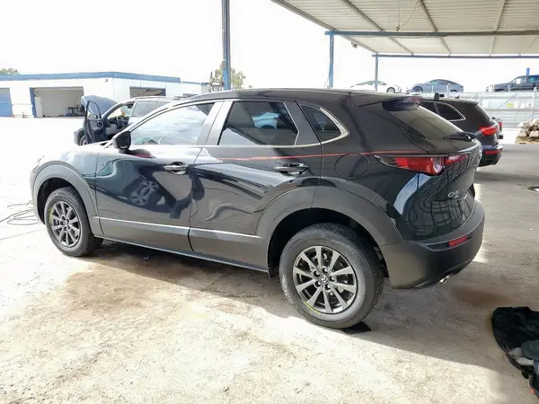 3MVDMBAM7PM513318 2023 MAZDA CX-30 - Image 2