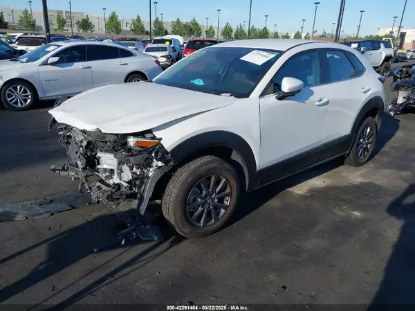 3MVDMBAM7PM556878 2023 MAZDA CX-30 - Image 2