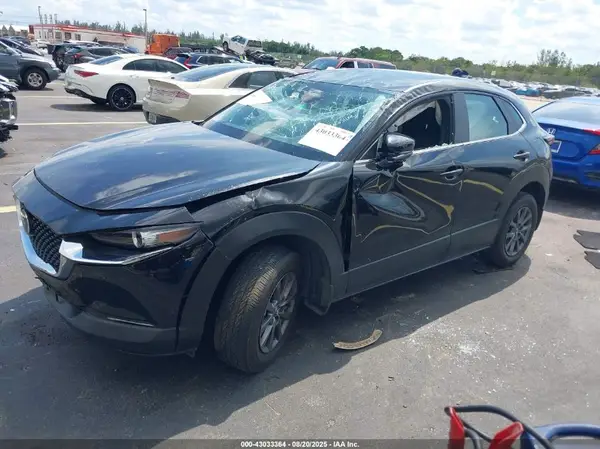 3MVDMBAM7RM600980 2024 MAZDA CX-30 - Image 2