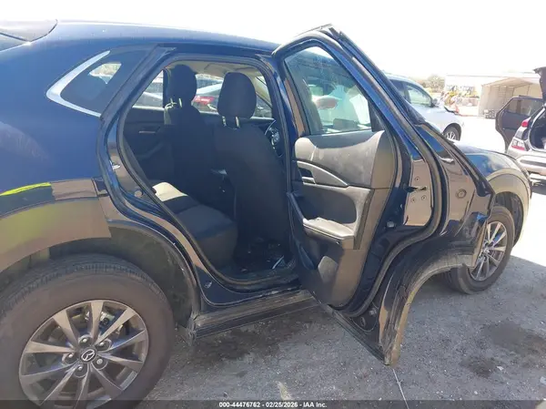 3MVDMBAM7SM794402 2025 MAZDA CX-30 - Image 8