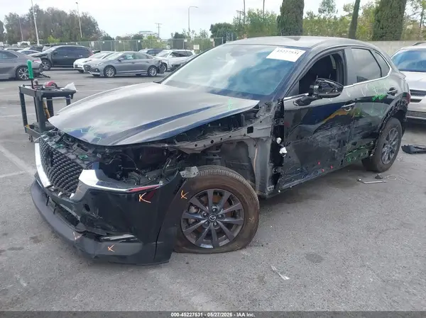 3MVDMBAM7SM798319 2025 MAZDA CX-30 - Image 2