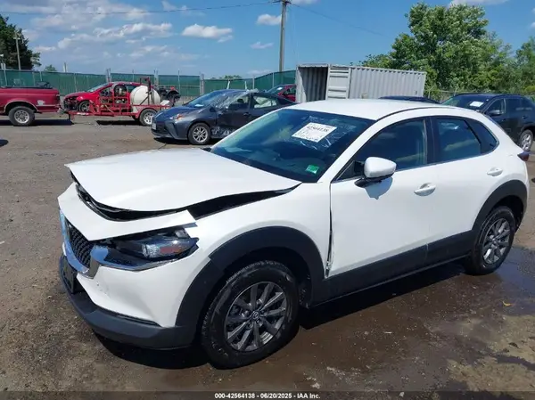 3MVDMBAM8PM543864 2023 MAZDA CX-30 - Image 2