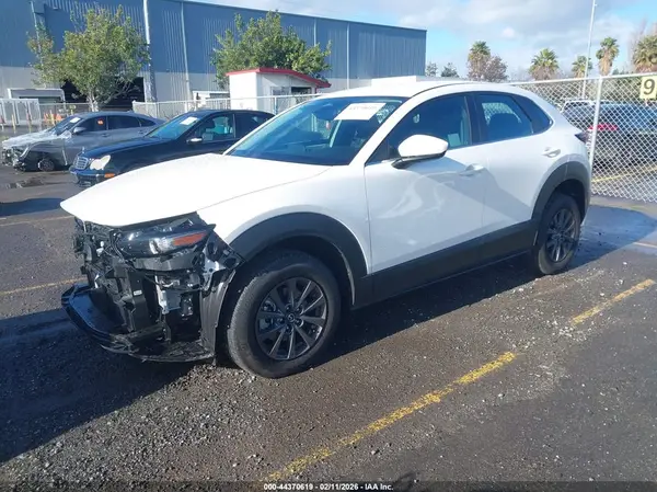 3MVDMBAM8SM765541 2025 MAZDA CX-30 - Image 2