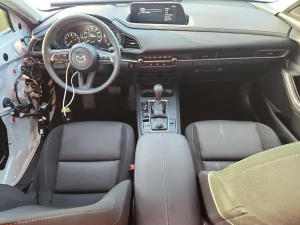 3MVDMBAM8SM834390 2025 MAZDA CX-30 - Image 8