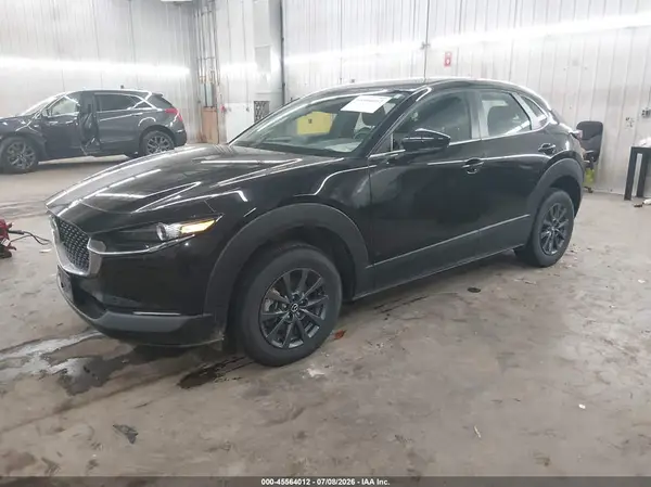 3MVDMBAM8SM838830 2025 MAZDA CX-30 - Image 2