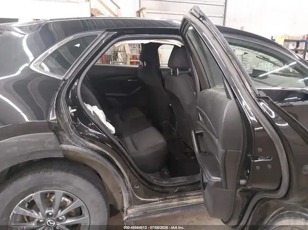 3MVDMBAM8SM838830 2025 MAZDA CX-30 - Image 8