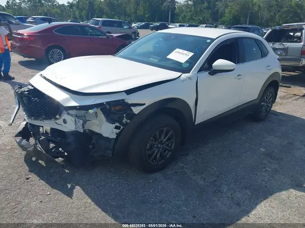 3MVDMBAMXPM563419 2023 MAZDA CX-30 - Image 2
