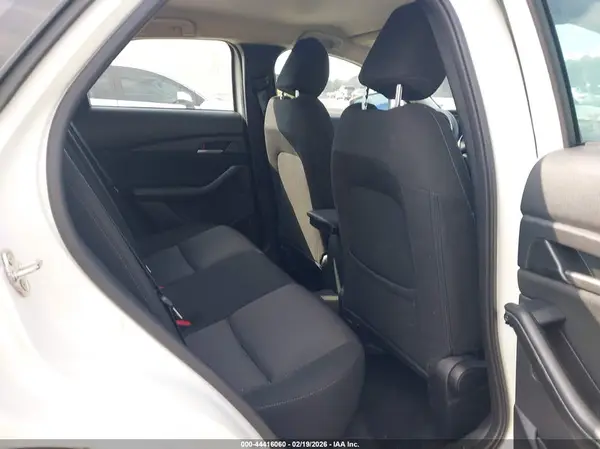 3MVDMBAMXPM587042 2023 MAZDA CX-30 - Image 8