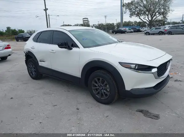 3MVDMBAMXRM610693 2024 MAZDA CX-30 - Image 1