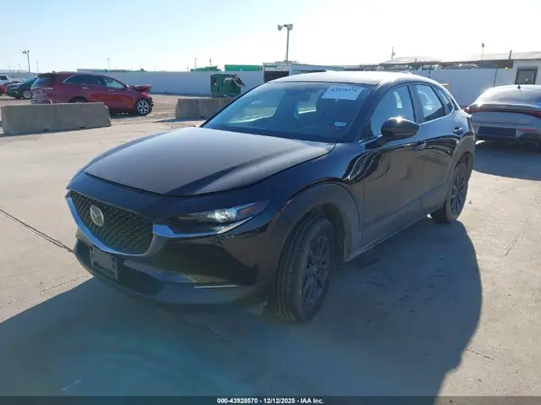 3MVDMBAMXRM633648 2024 MAZDA CX-30 - Image 2