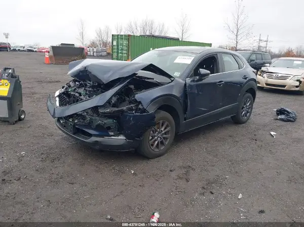 3MVDMBAMXRM640907 2024 MAZDA CX-30 - Image 2