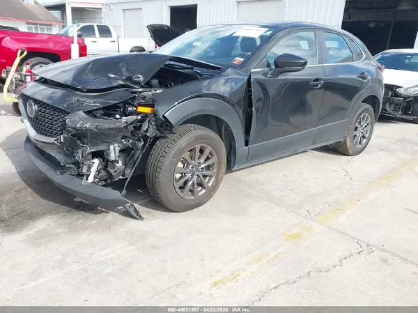 3MVDMBAMXRM642415 2024 MAZDA CX-30 - Image 2