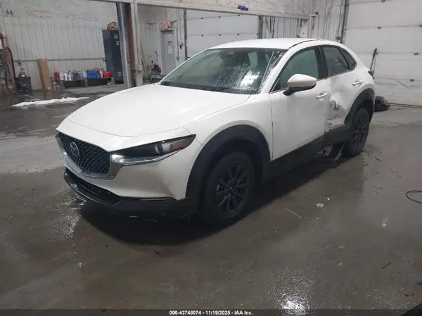 3MVDMBAMXRM676435 2024 MAZDA CX-30 - Image 2