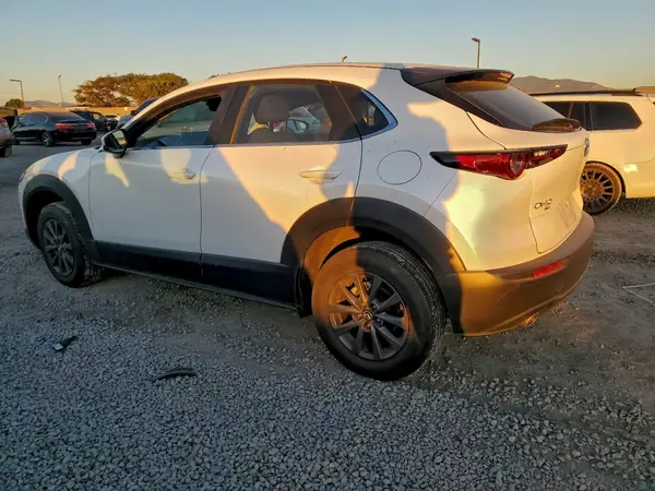 3MVDMBAMXRM683045 2024 MAZDA CX-30 - Image 2