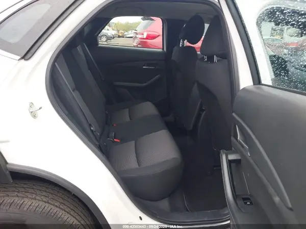 3MVDMBAMXSM757635 2025 MAZDA CX-30 - Image 8