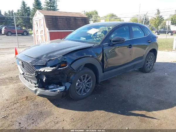 3MVDMBAMXSM833189 2025 MAZDA CX-30 - Image 2