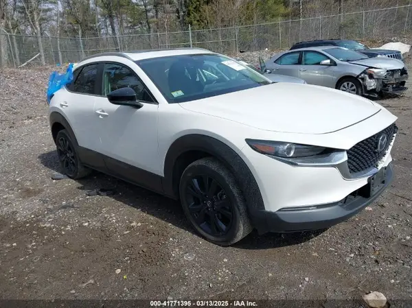 3MVDMBAY7NM443187 2022 MAZDA CX-30 - Image 1