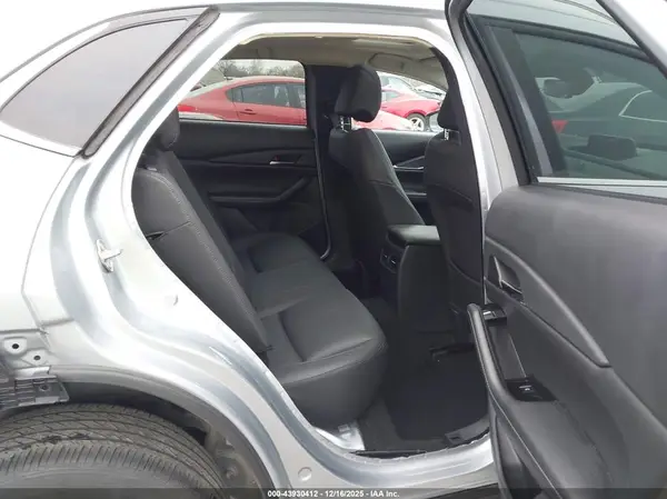 3MVDMBAYXMM309305 2021 MAZDA CX-30 - Image 8