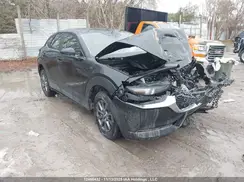 3MVDMBB78LM121807 2020 MAZDA CX-30