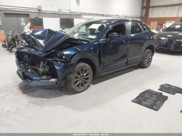 3MVDMBBL0LM104416 2020 MAZDA CX-30 - Image 2