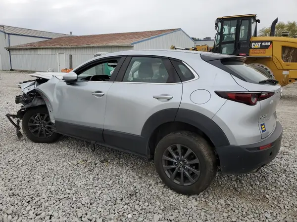 3MVDMBBL0LM109860 2020 MAZDA CX-30 - Image 2