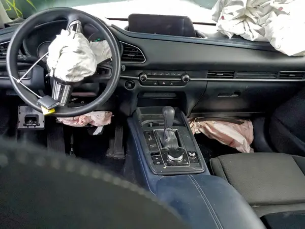 3MVDMBBL0LM109860 2020 MAZDA CX-30 - Image 8