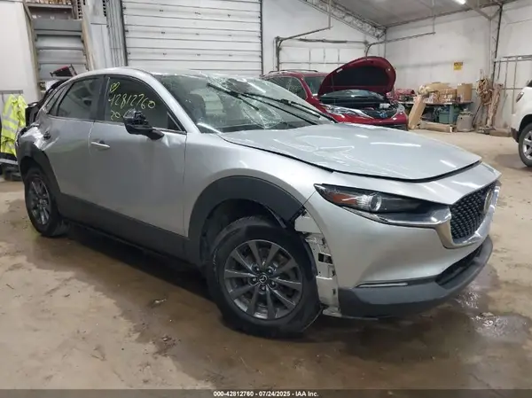 3MVDMBBL0LM113293 2020 MAZDA CX-30 - Image 1