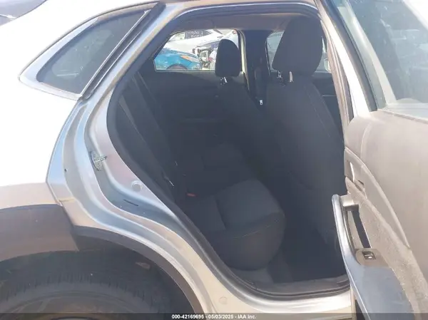 3MVDMBBL0LM122463 2020 MAZDA CX-30 - Image 8