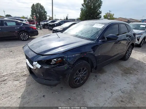3MVDMBBL0LM139540 2020 MAZDA CX-30 - Image 2
