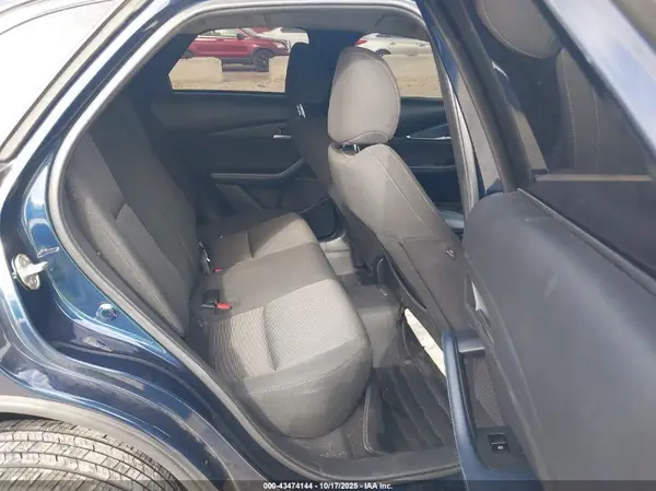 3MVDMBBL0LM139540 2020 MAZDA CX-30 - Image 8