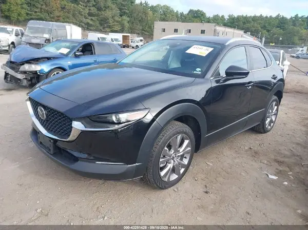 3MVDMBBL0NM401219 2022 MAZDA CX-30 - Image 2