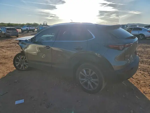 3MVDMBBL0NM427450 2022 MAZDA CX-30 - Image 2