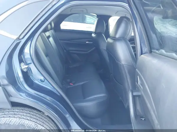 3MVDMBBL1MM263074 2021 MAZDA CX-30 - Image 8