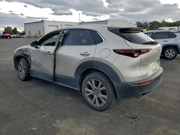 3MVDMBBL1NM457928 2022 MAZDA CX-30 - Image 2