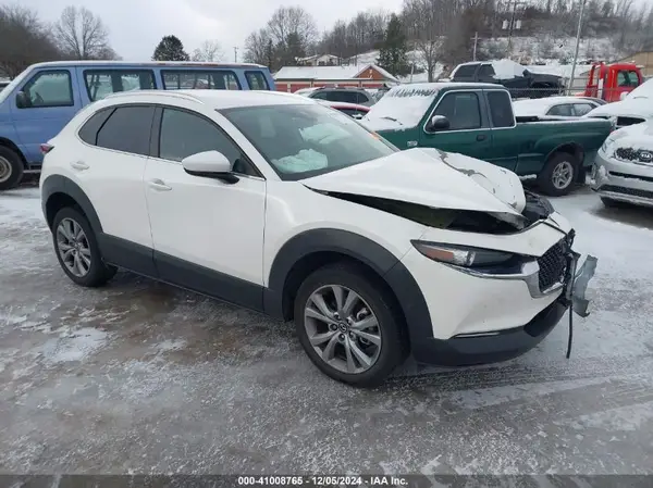 3MVDMBBL2NM400377 2022 MAZDA CX-30 - Image 1