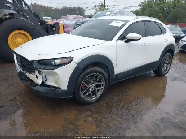 3MVDMBBL3LM103891 2020 MAZDA CX-30 - Image 2